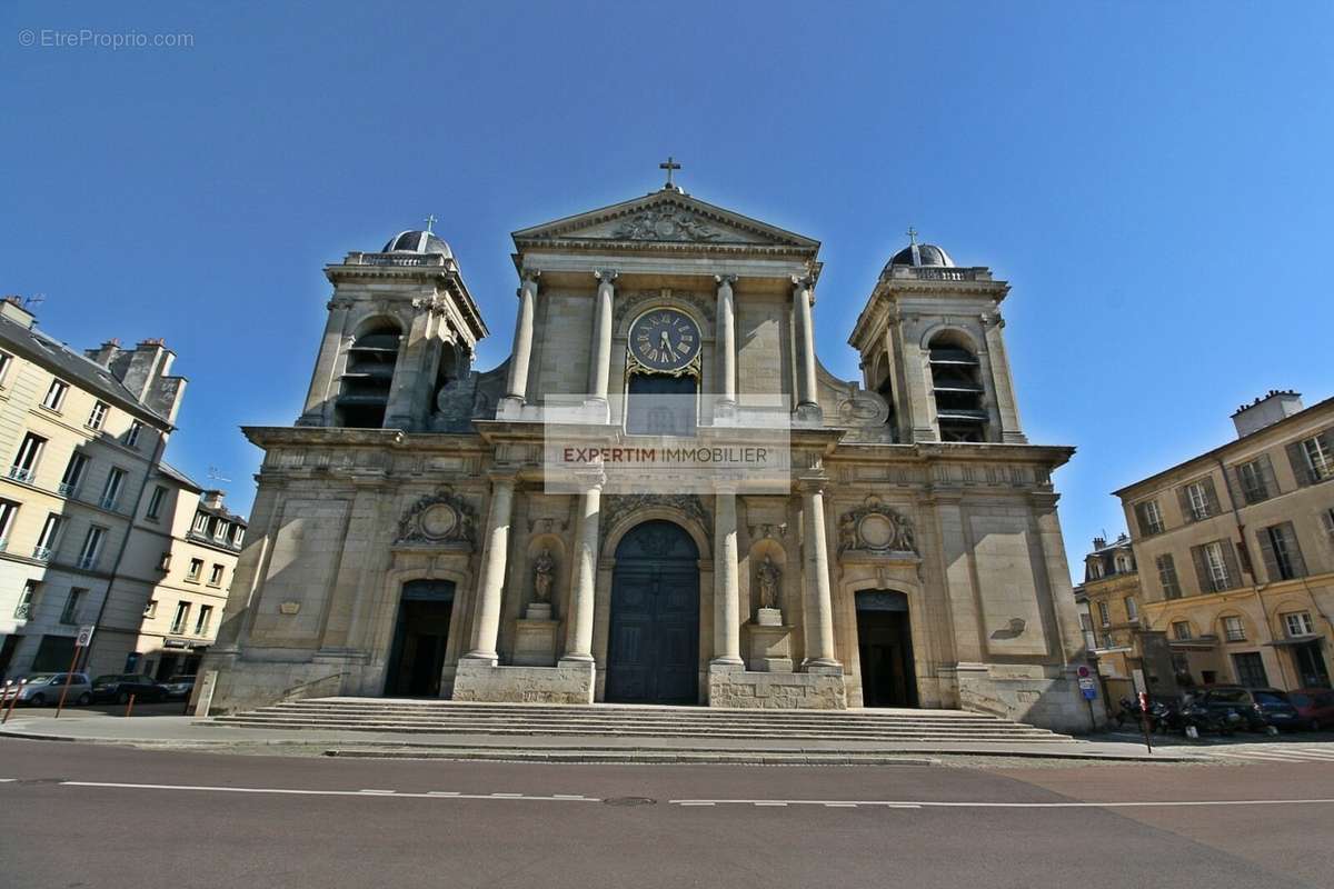 Appartement à VERSAILLES