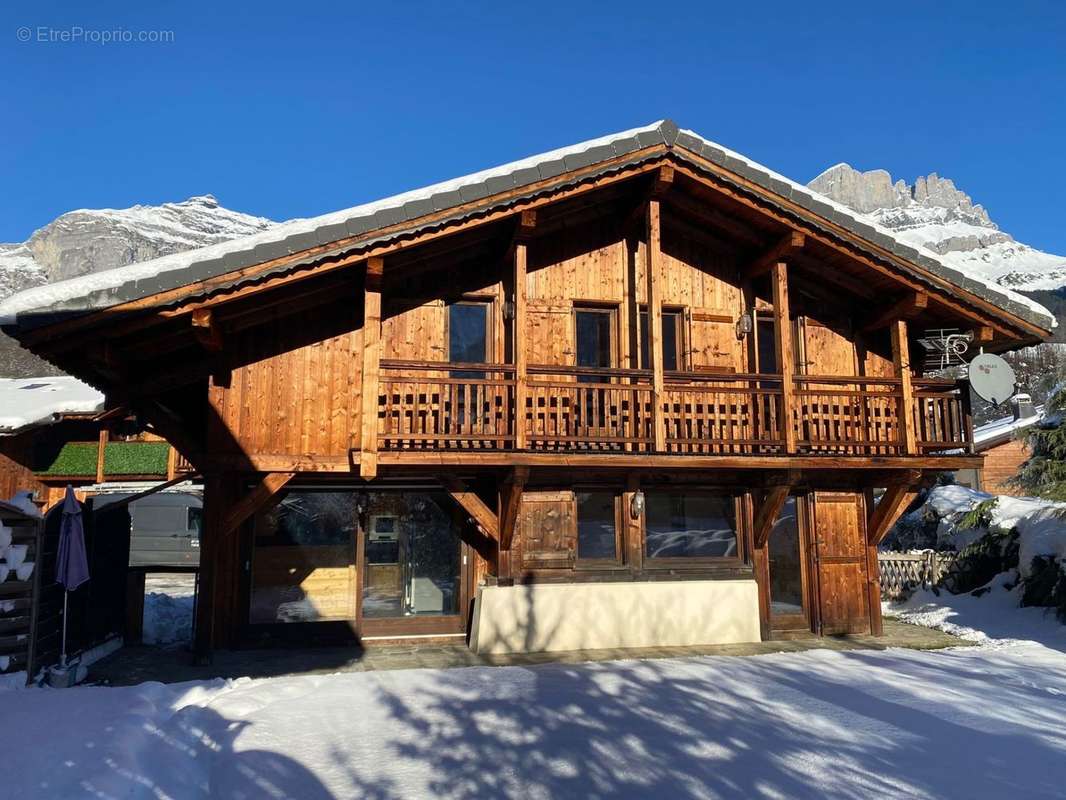 Maison à LES HOUCHES