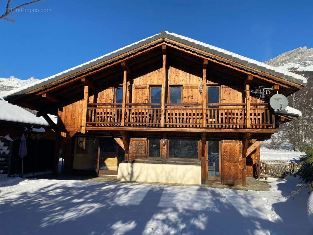 Maison à LES HOUCHES