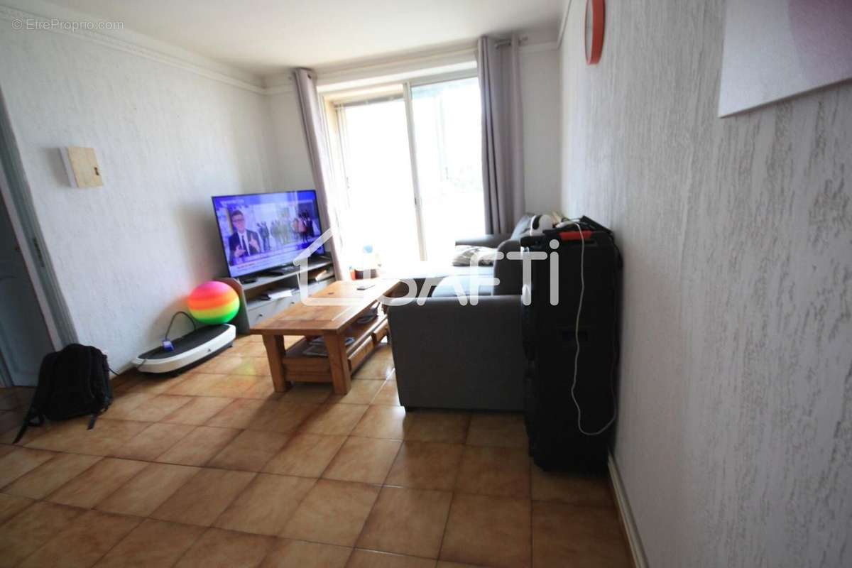 Photo 3 - Appartement à MARSEILLE-13E