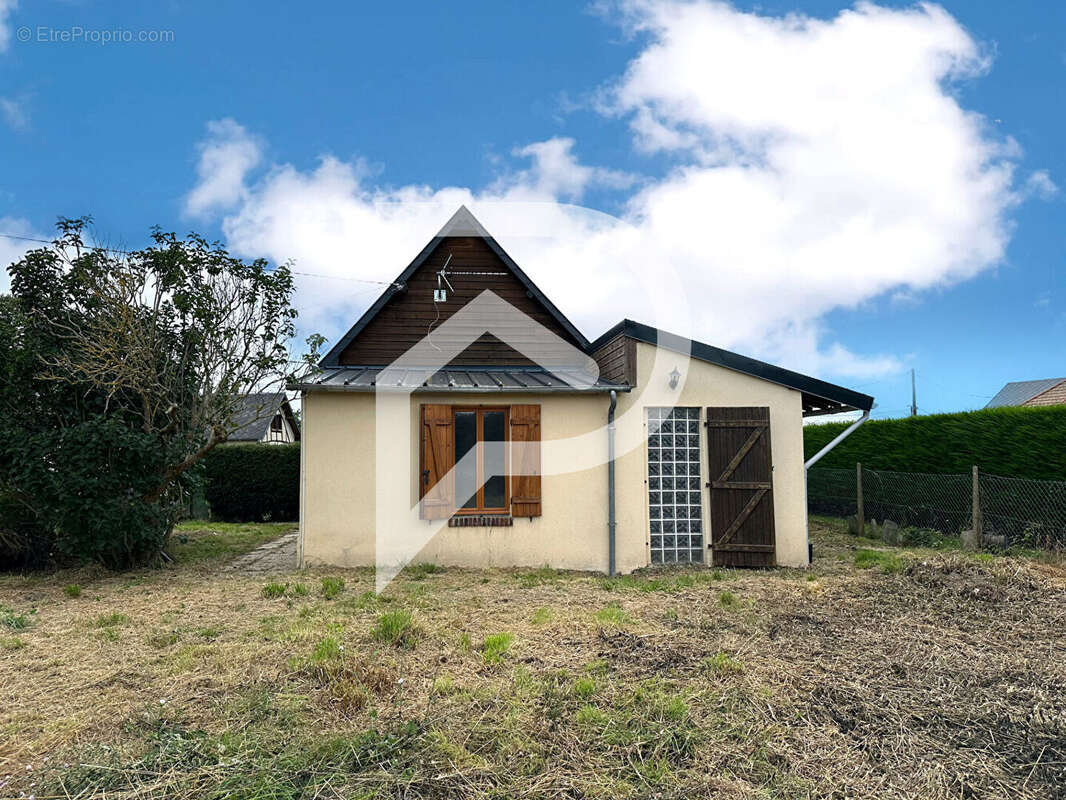 Maison à LE FIDELAIRE