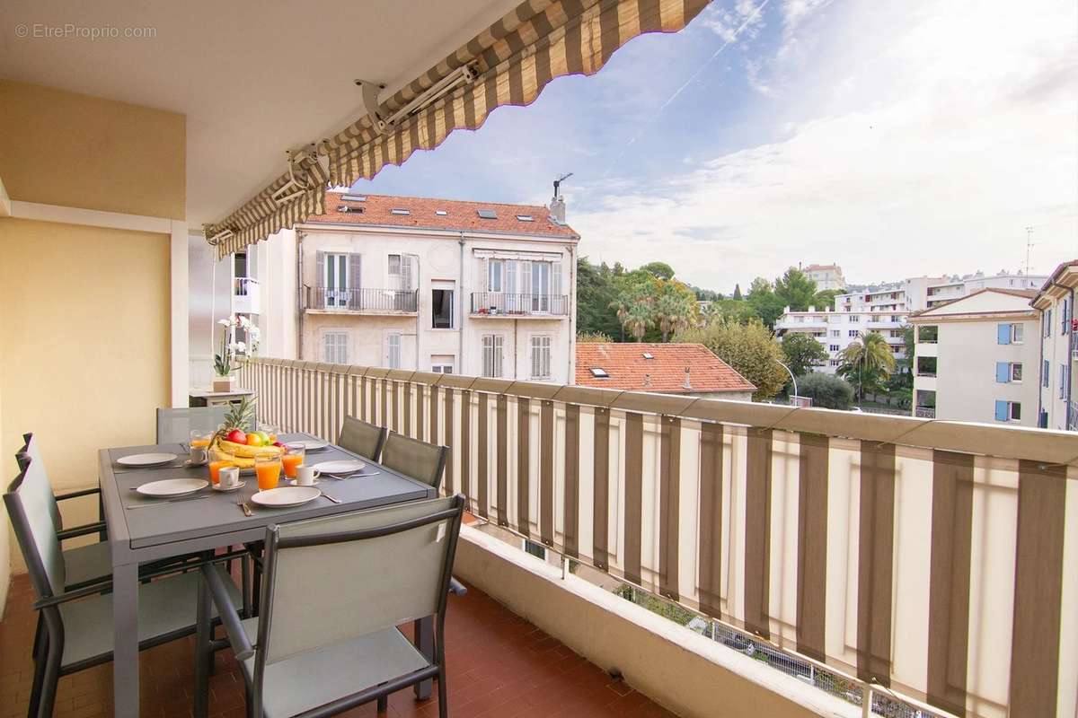 Appartement à CANNES