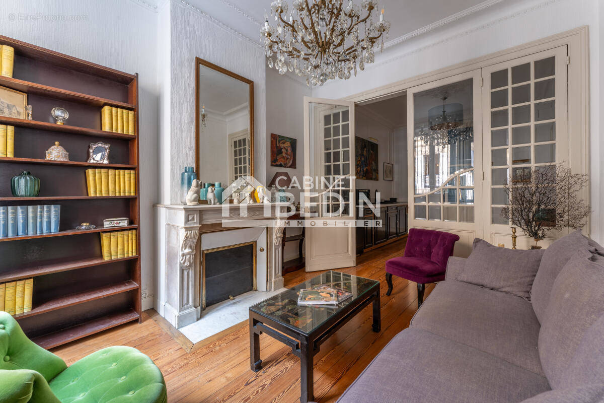 Appartement à BORDEAUX