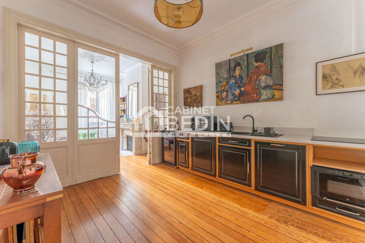 Appartement à BORDEAUX