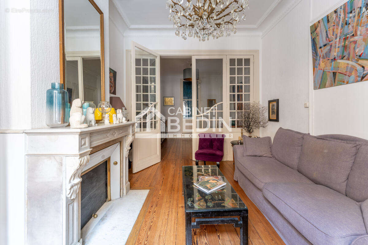 Appartement à BORDEAUX