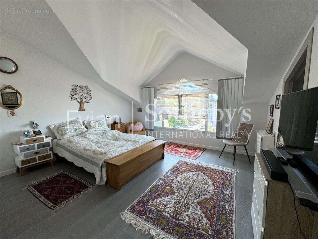 Appartement à EVIAN-LES-BAINS