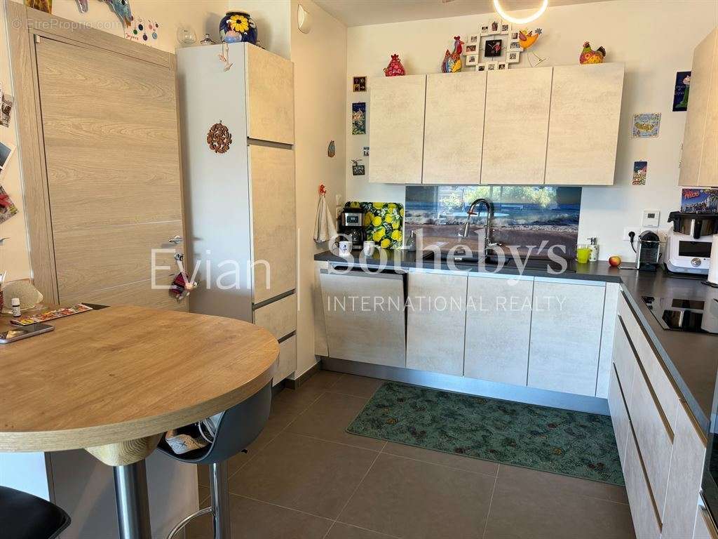 Appartement à EVIAN-LES-BAINS