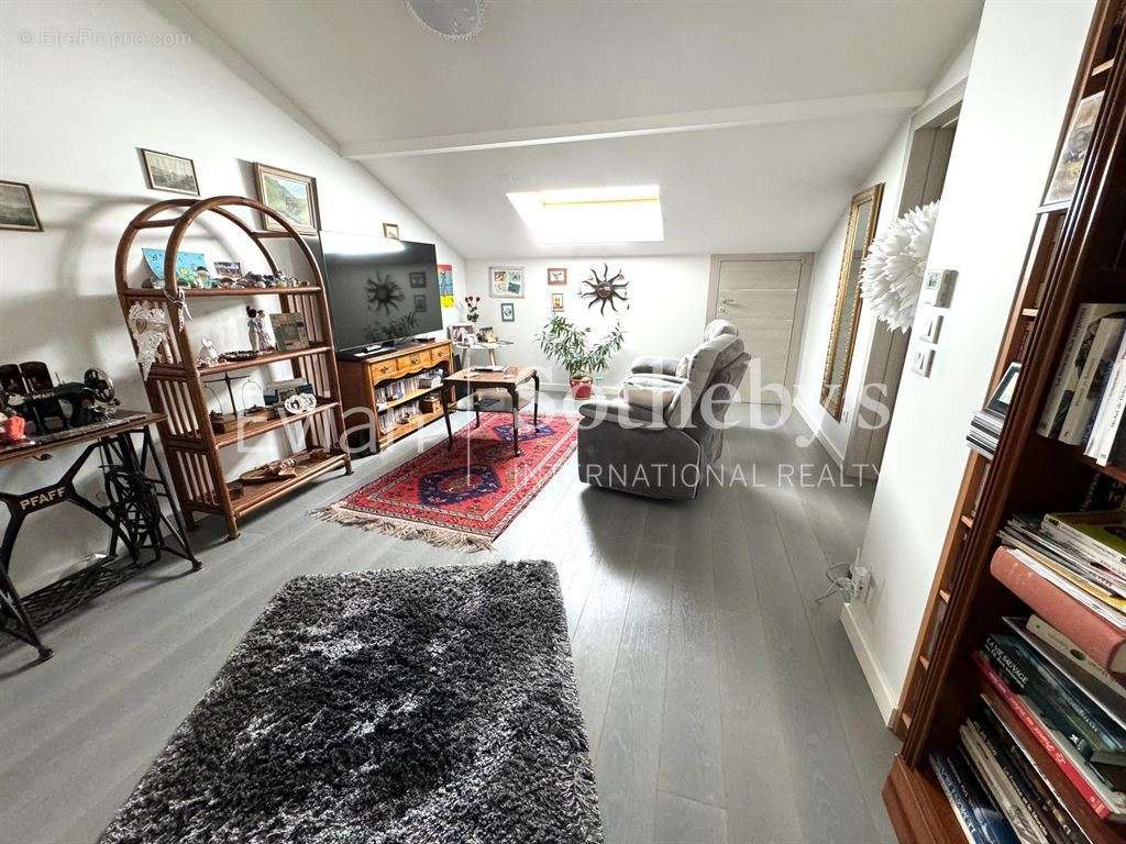 Appartement à EVIAN-LES-BAINS