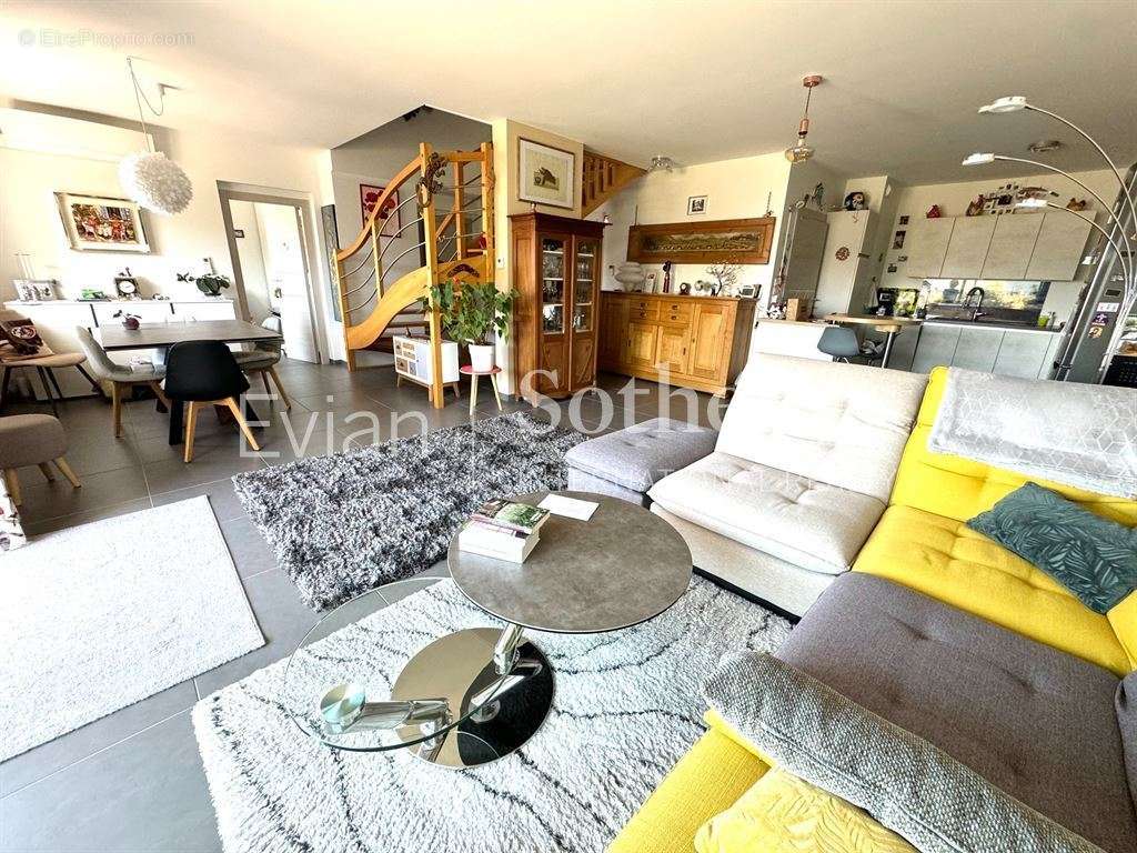 Appartement à EVIAN-LES-BAINS