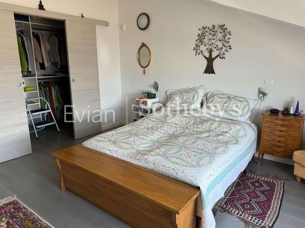 Appartement à EVIAN-LES-BAINS