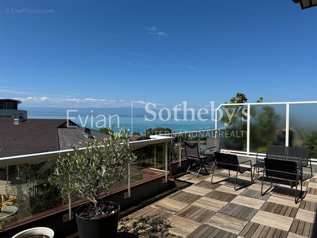 Appartement à EVIAN-LES-BAINS