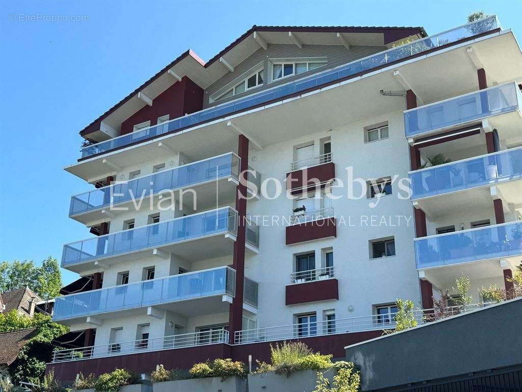 Appartement à EVIAN-LES-BAINS