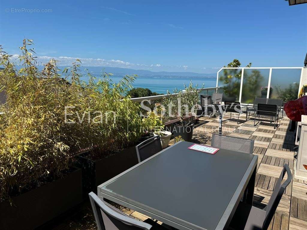 Appartement à EVIAN-LES-BAINS