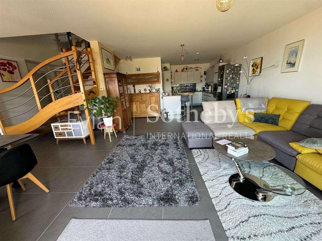 Appartement à EVIAN-LES-BAINS