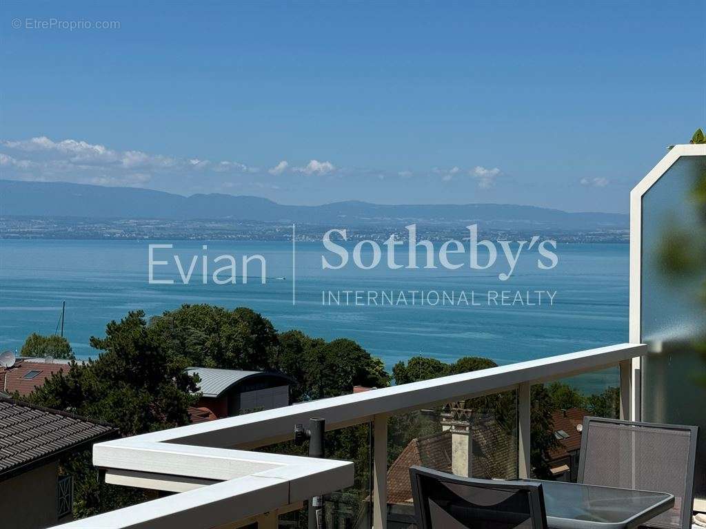 Appartement à EVIAN-LES-BAINS