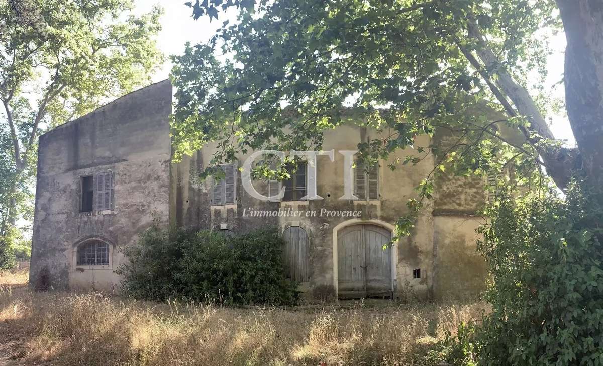 Maison à VAISON-LA-ROMAINE