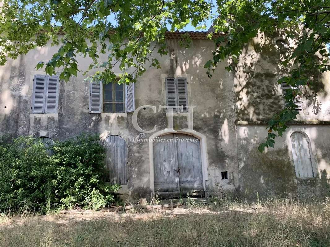 Maison à VAISON-LA-ROMAINE