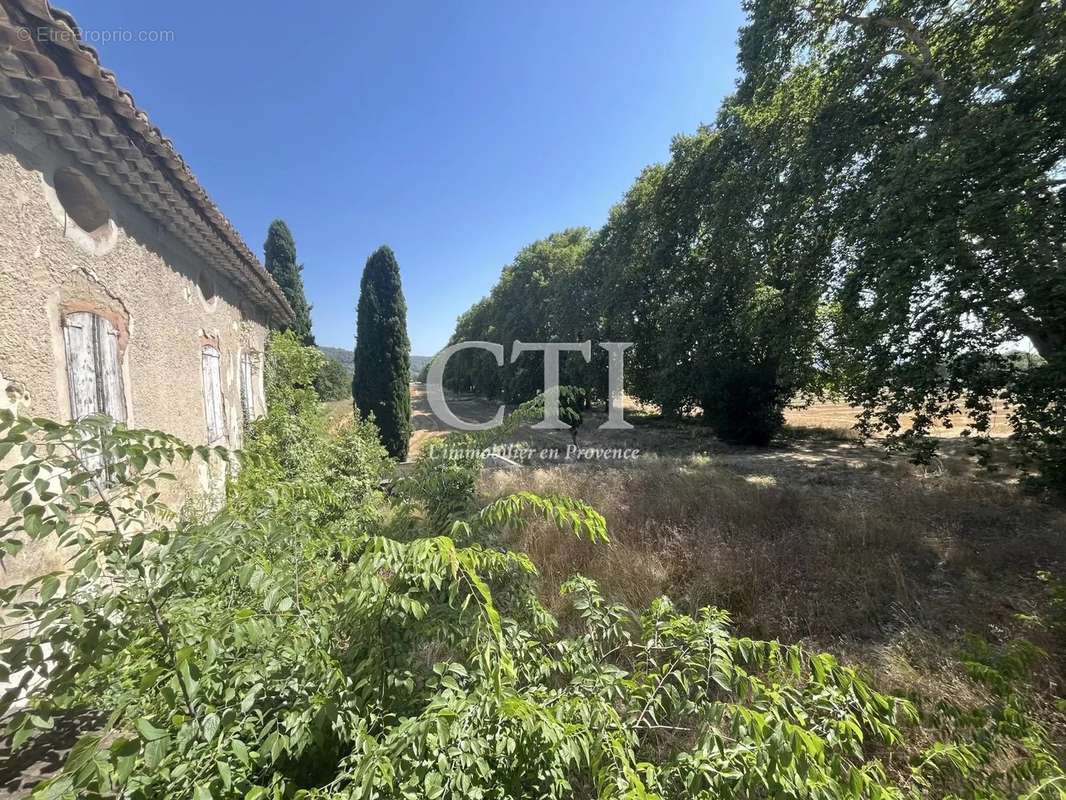 Maison à VAISON-LA-ROMAINE