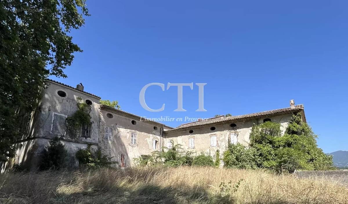 Maison à VAISON-LA-ROMAINE