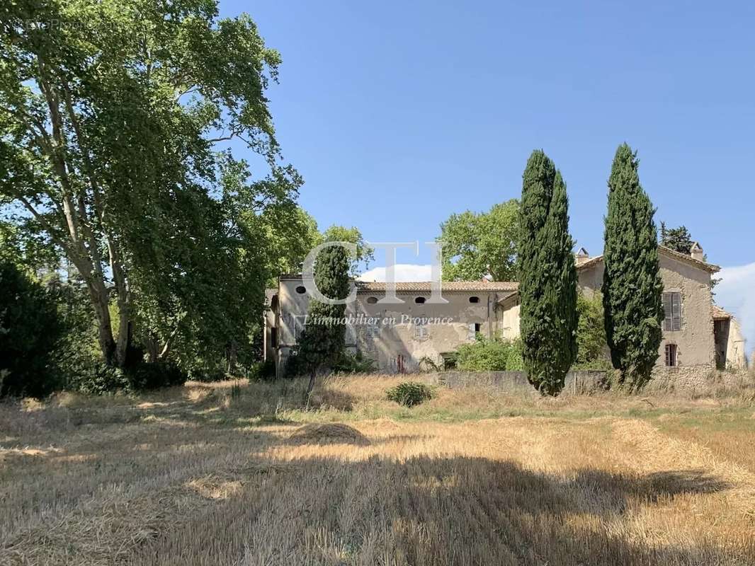 Maison à VAISON-LA-ROMAINE