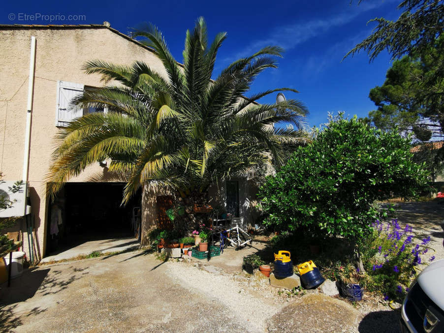 Maison à SAINT-ZACHARIE