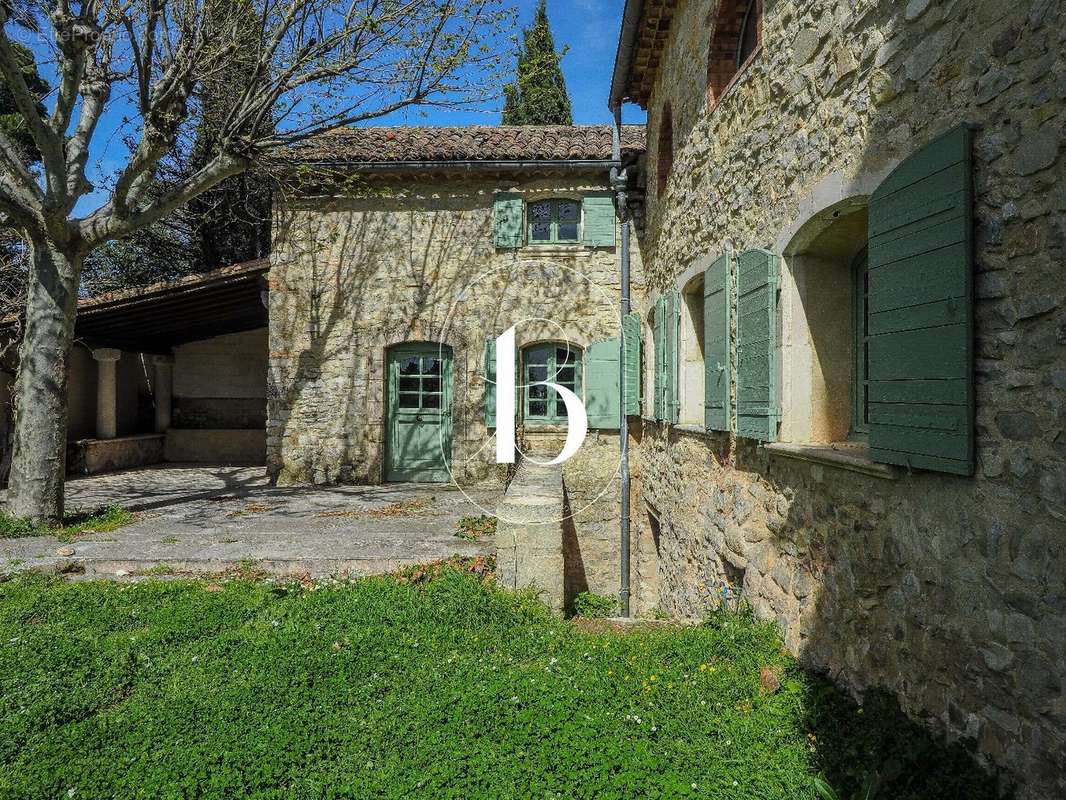 Maison à UZES