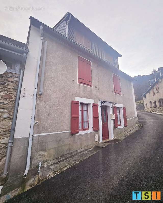 Maison à LEGE