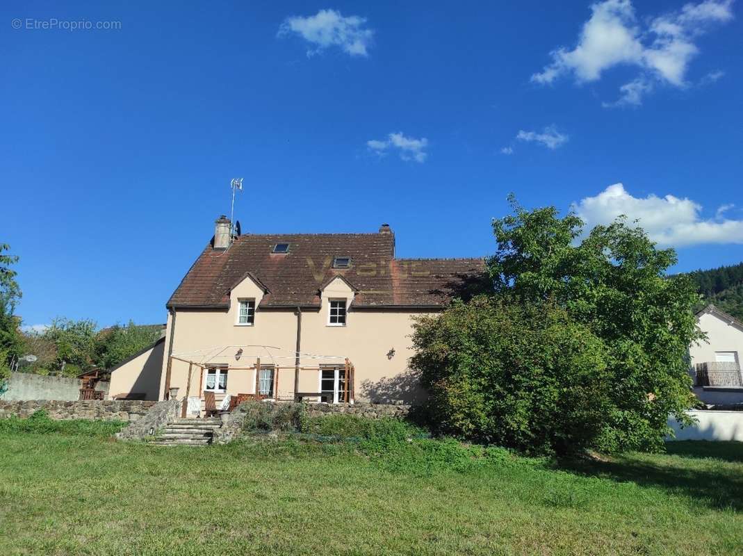 Maison à AUTUN