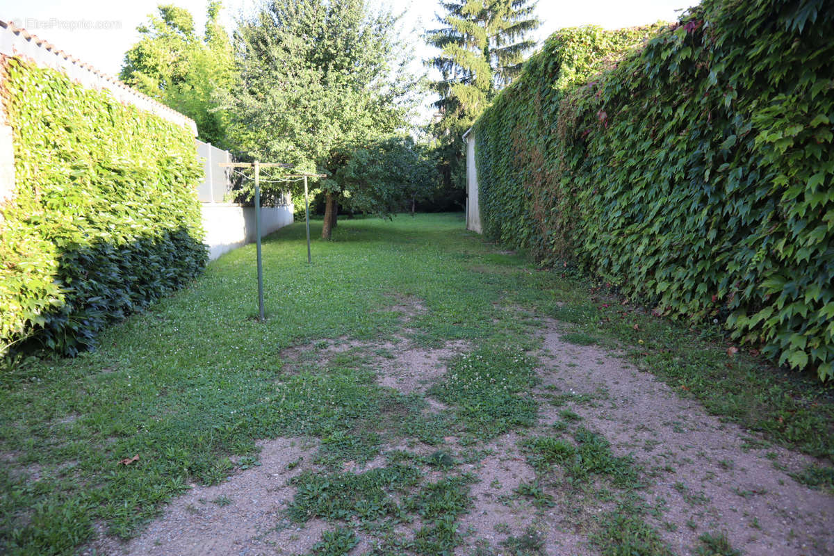 Maison à AUTUN