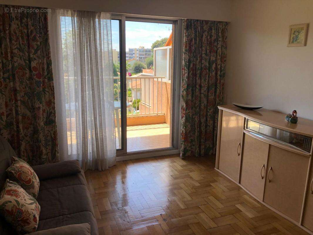 Appartement à CAGNES-SUR-MER