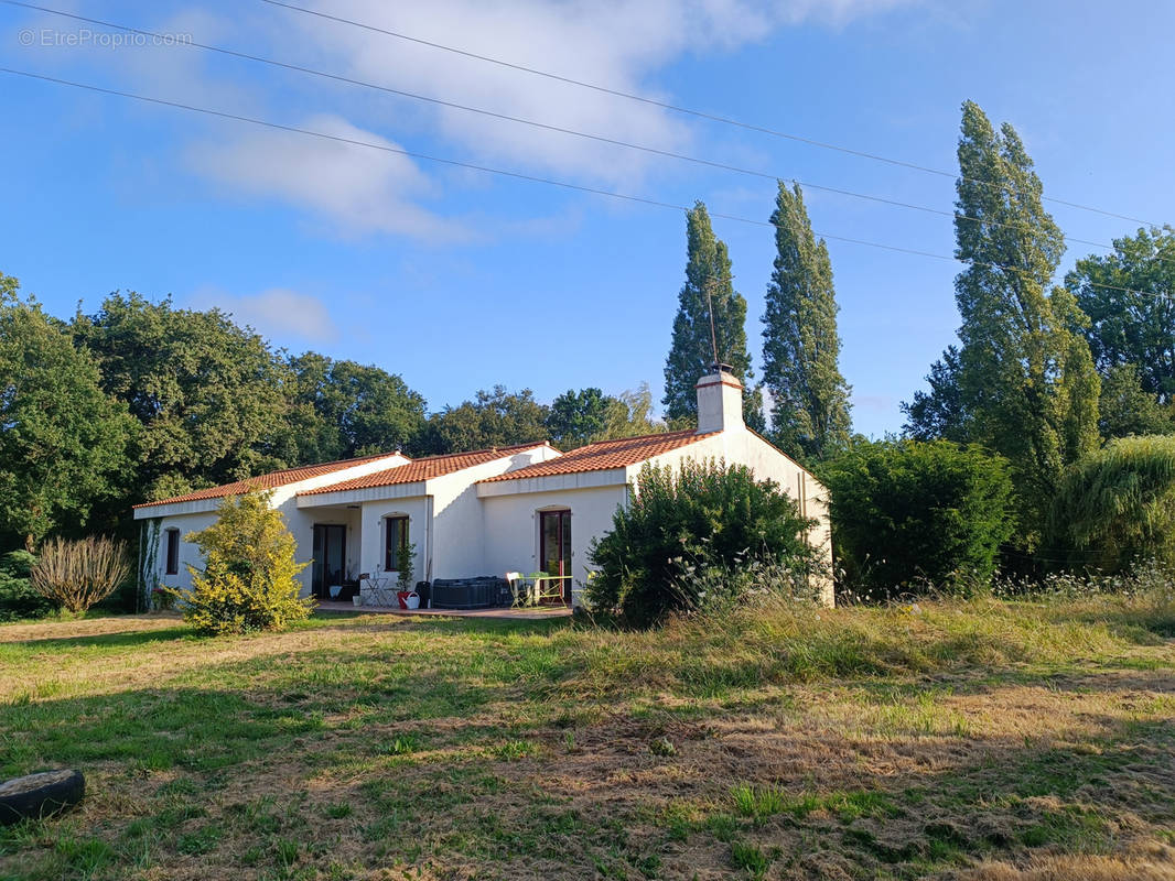 Maison à SAINTE-FOY