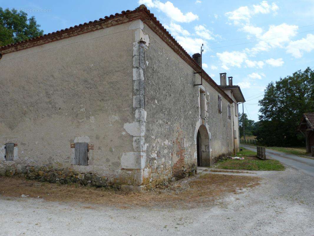 Maison à CAZIDEROQUE