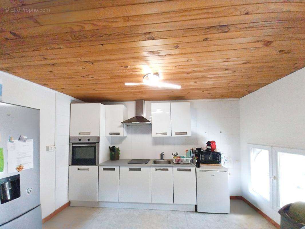 Appartement à VILLENEUVE-LES-BEZIERS