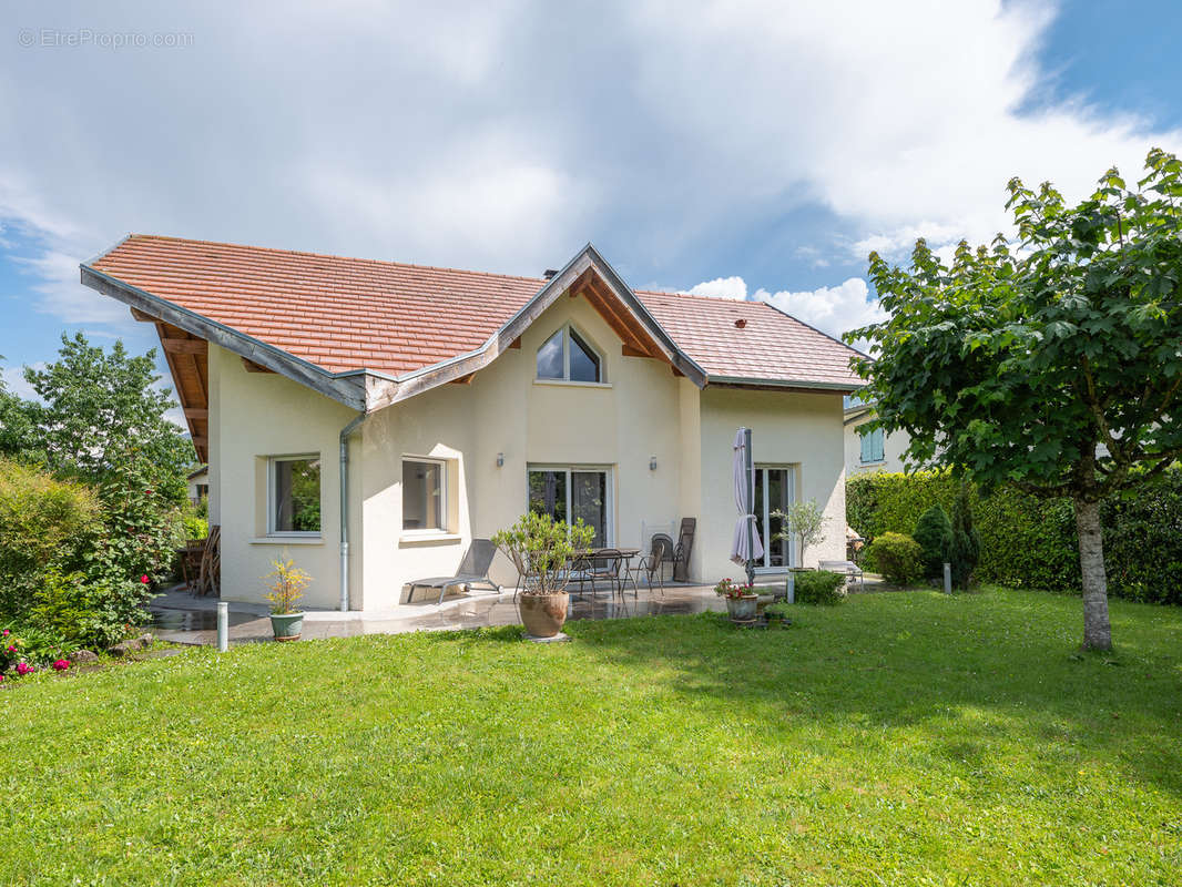 Maison à SAINT-JORIOZ