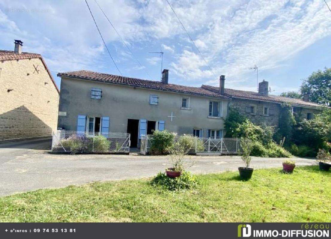 Maison à CHAMPAGNE-MOUTON