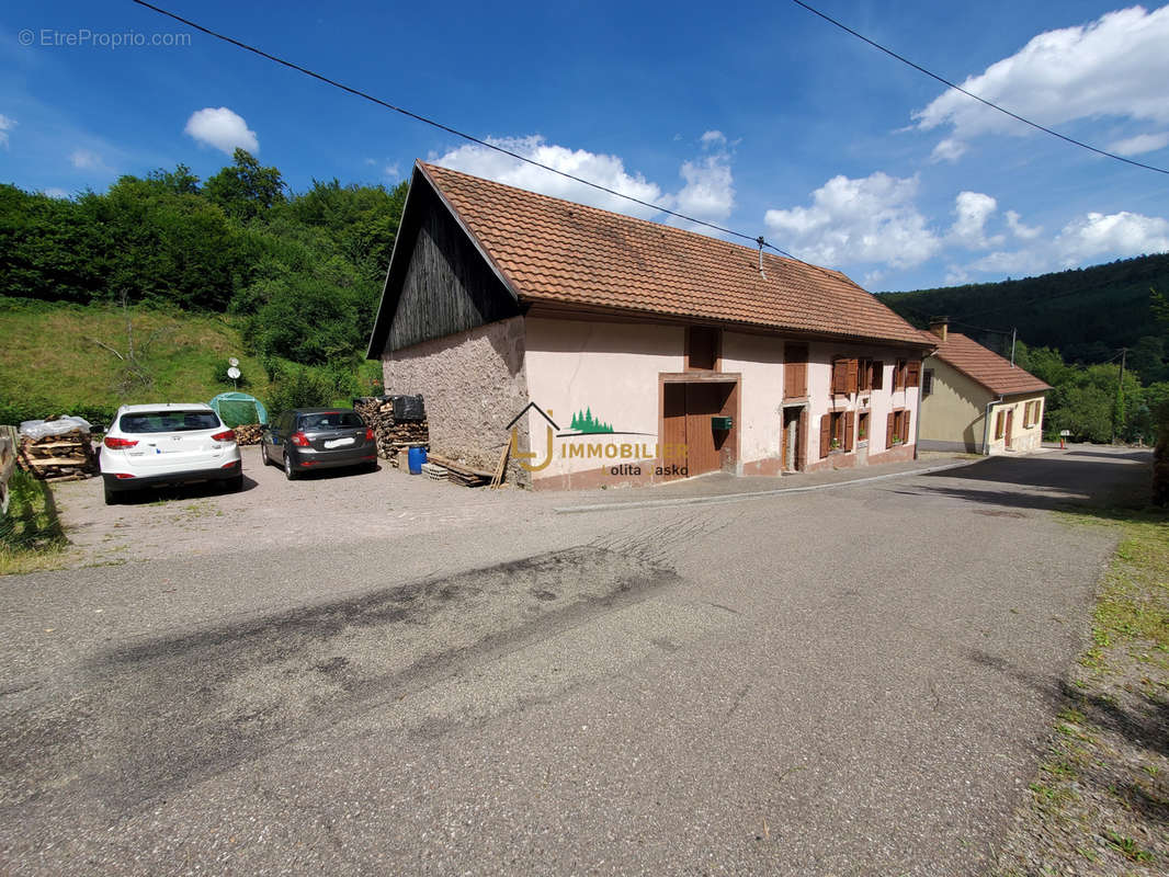 Maison à GRANDFONTAINE