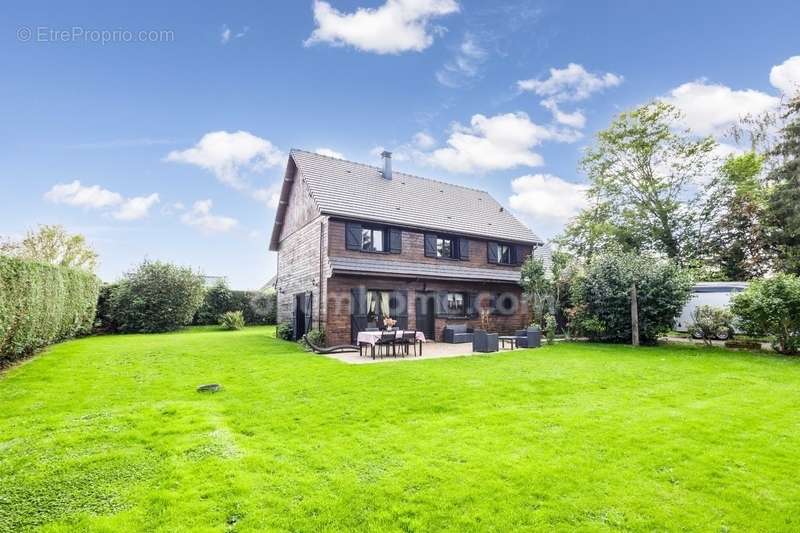 Maison à PERRIERS-SUR-ANDELLE