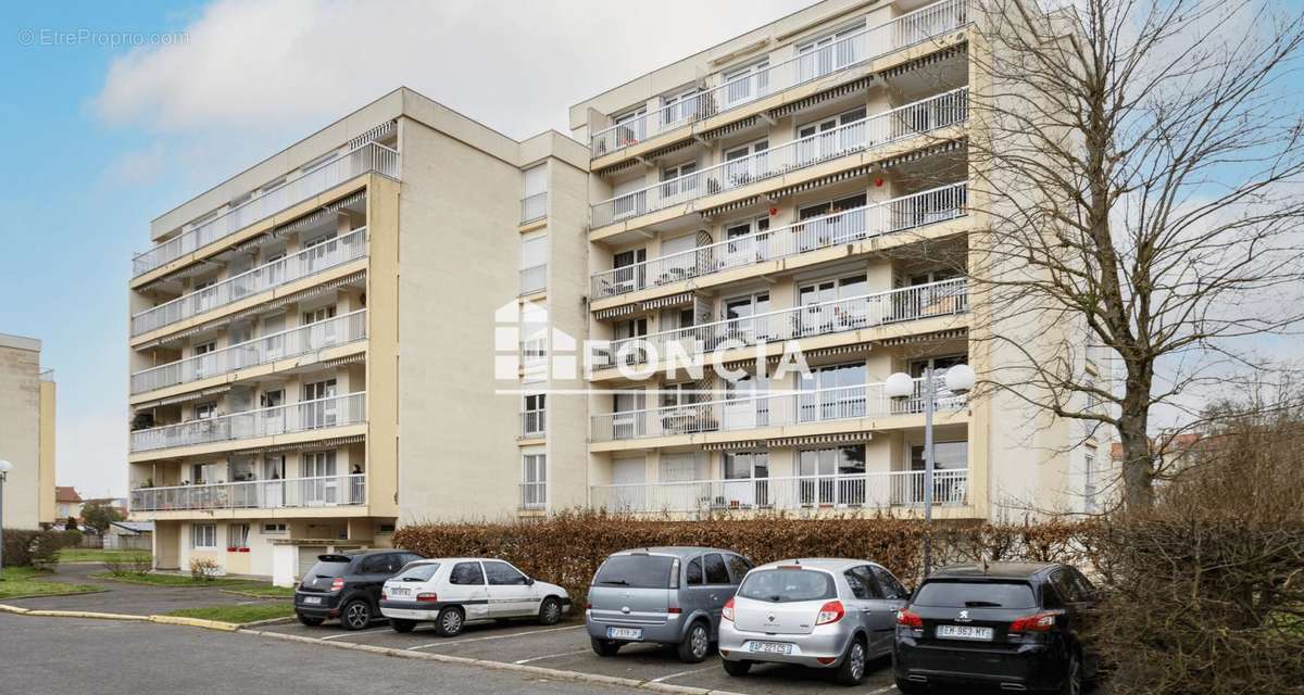 Appartement à ERMONT