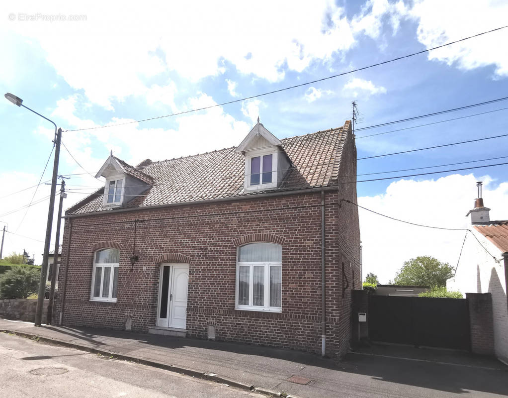 Maison à VERMELLES