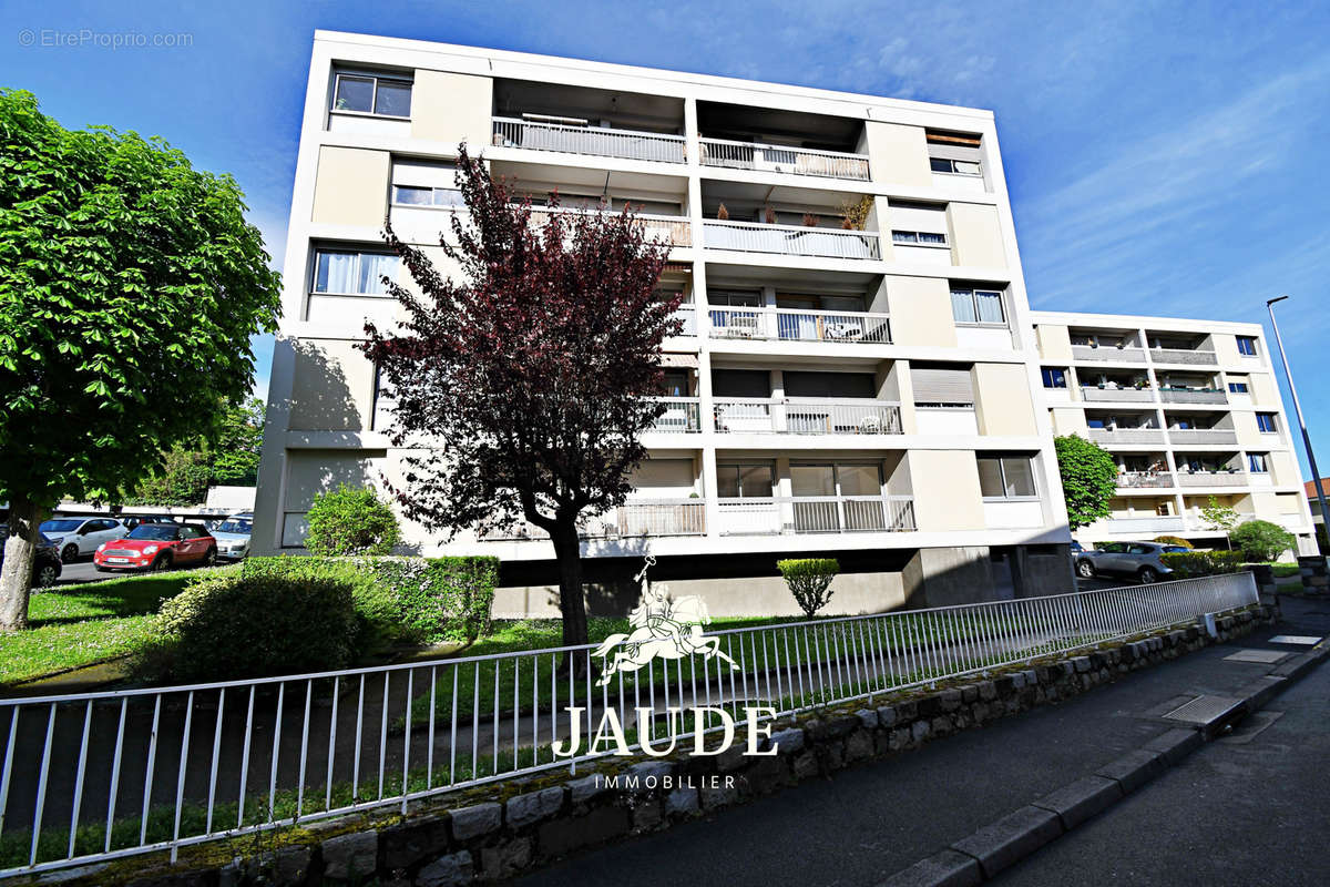 Appartement à CLERMONT-FERRAND