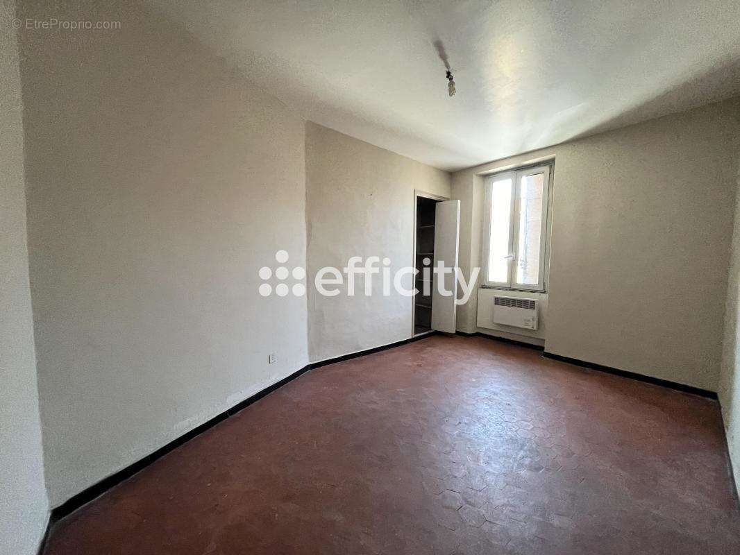 Appartement à MARSEILLE-12E