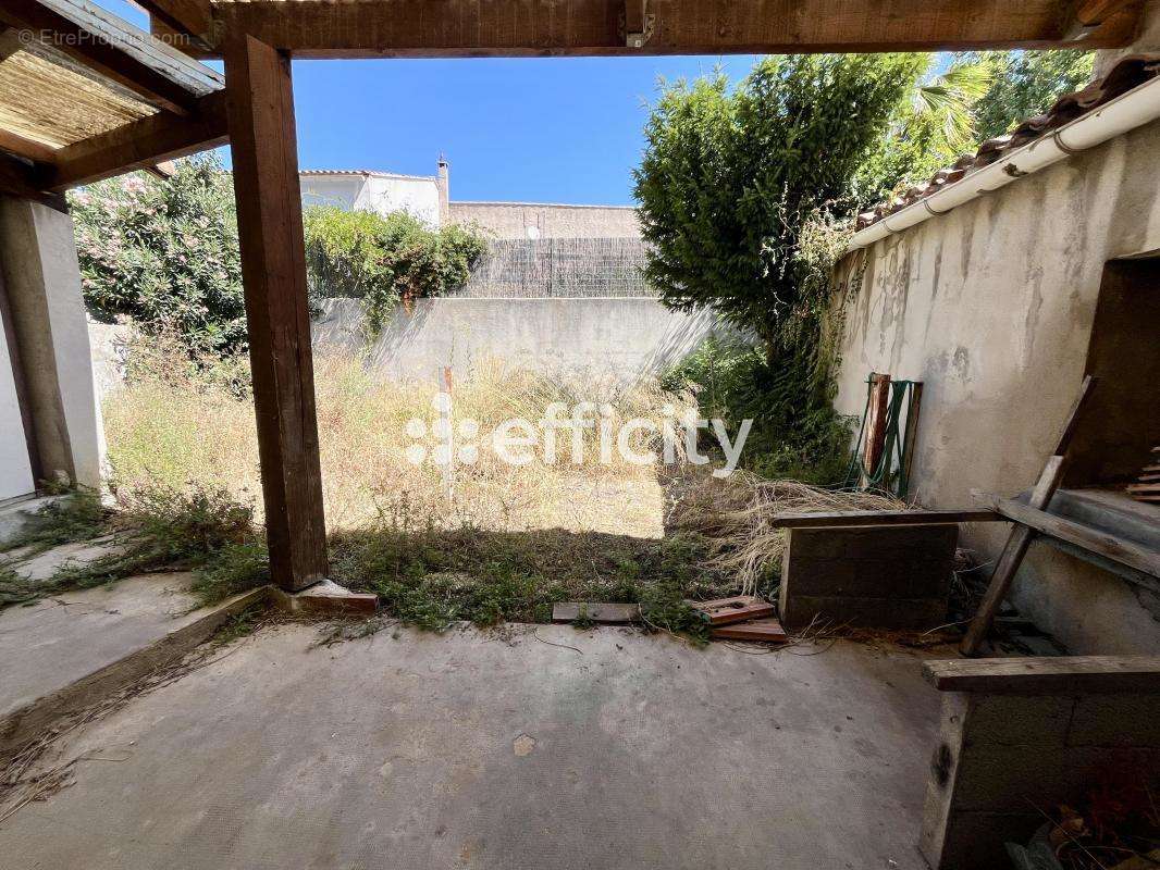 Appartement à MARSEILLE-12E