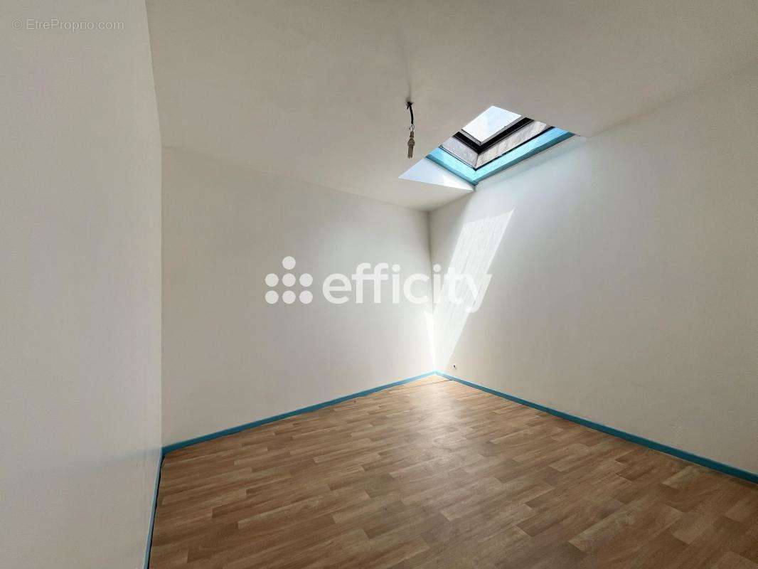 Appartement à MARSEILLE-12E