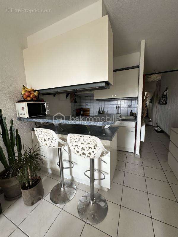 Appartement à MAUGUIO