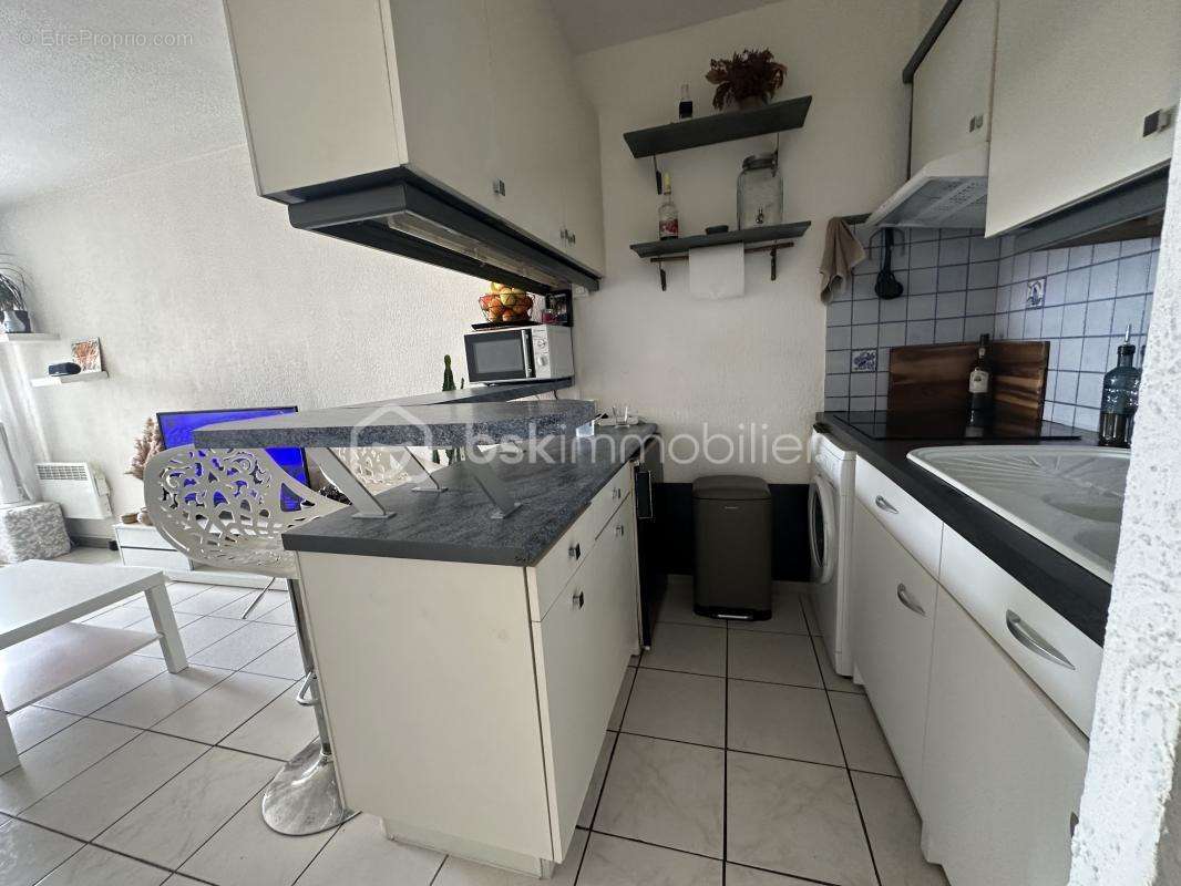 Appartement à MAUGUIO