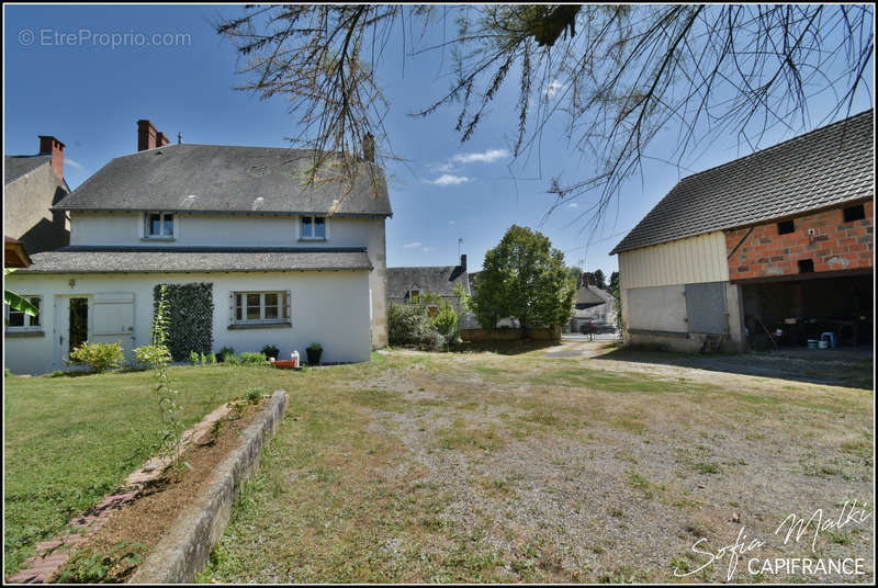 Maison à LIGNIERES