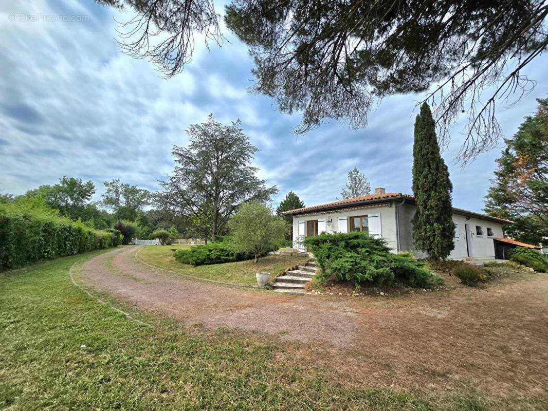 Maison à SAINT-SEURIN-SUR-L&#039;ISLE