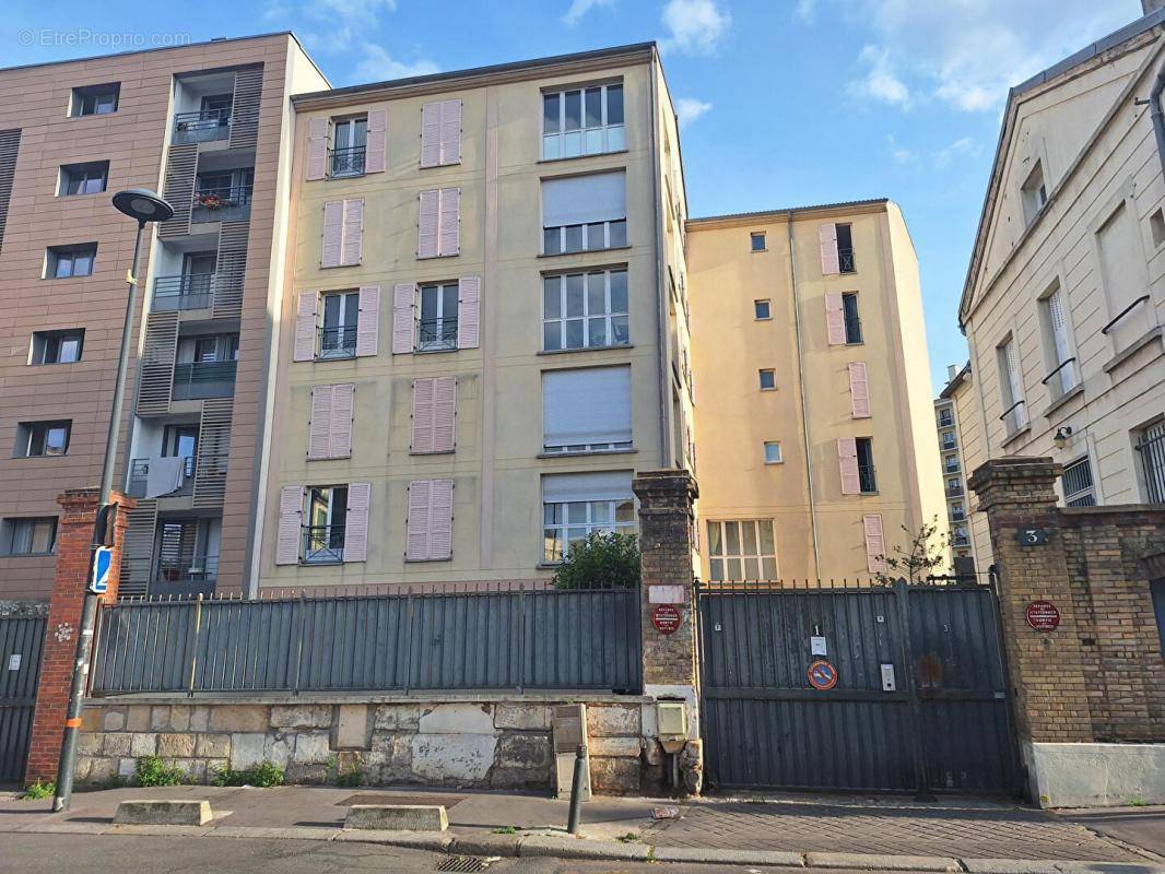 Appartement à SAINT-DENIS