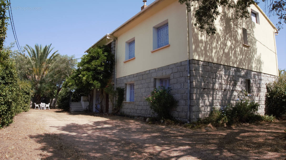 Maison à PORTO-VECCHIO