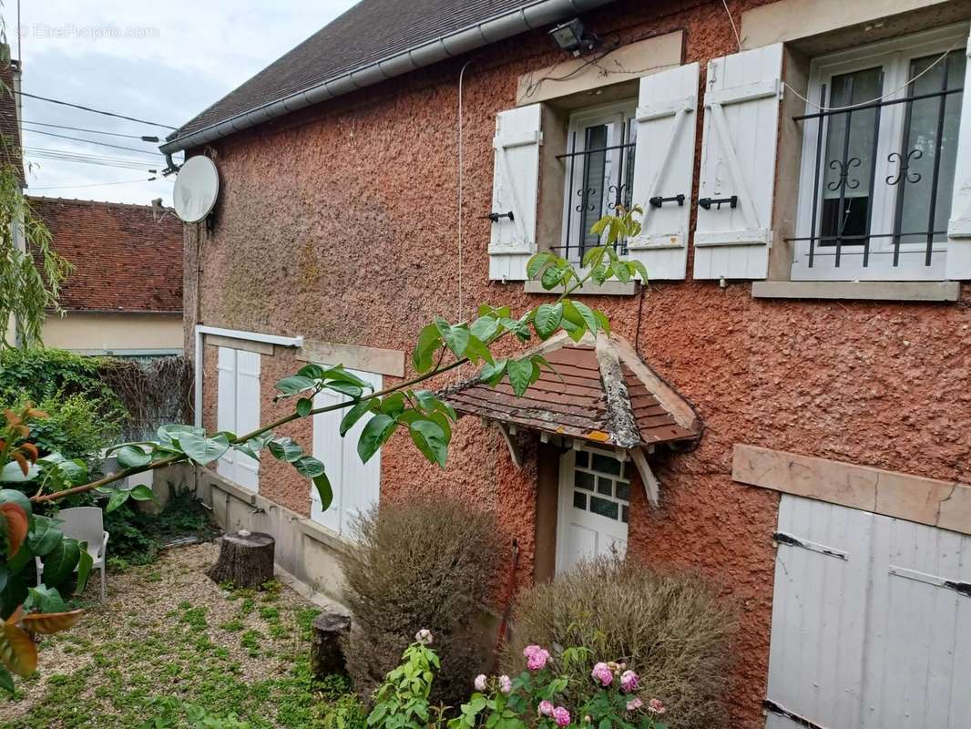 Maison à NANTEUIL-LES-MEAUX